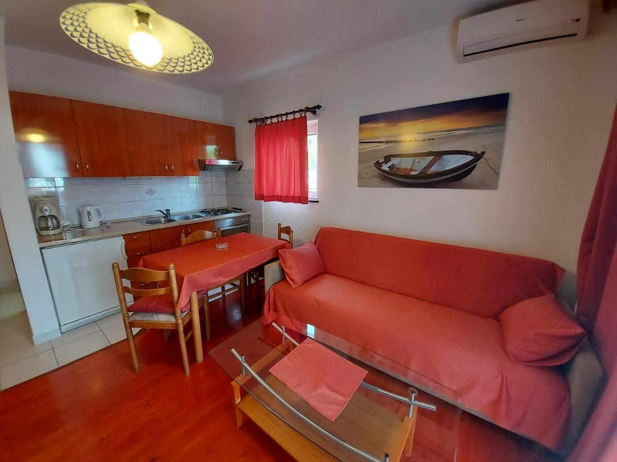 Apartments & Rooms Nensi Башка Экстерьер фото