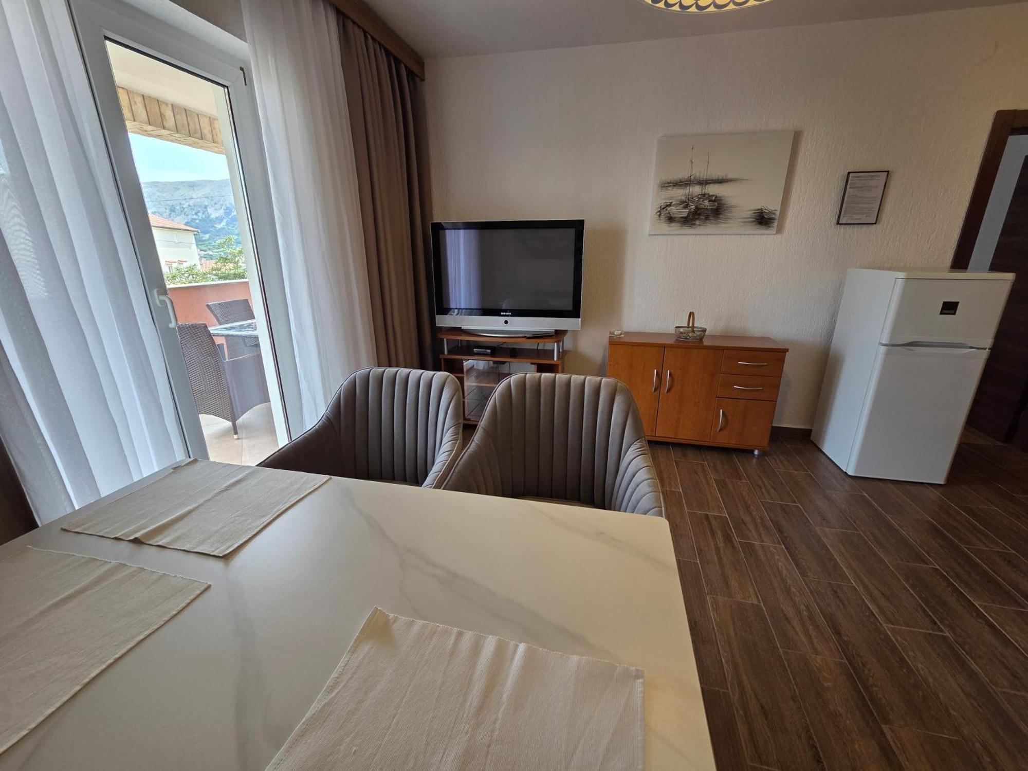 Apartments & Rooms Nensi Башка Экстерьер фото